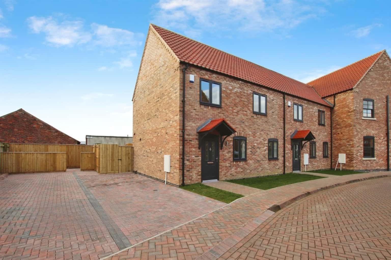 Neareys Close, Waddington